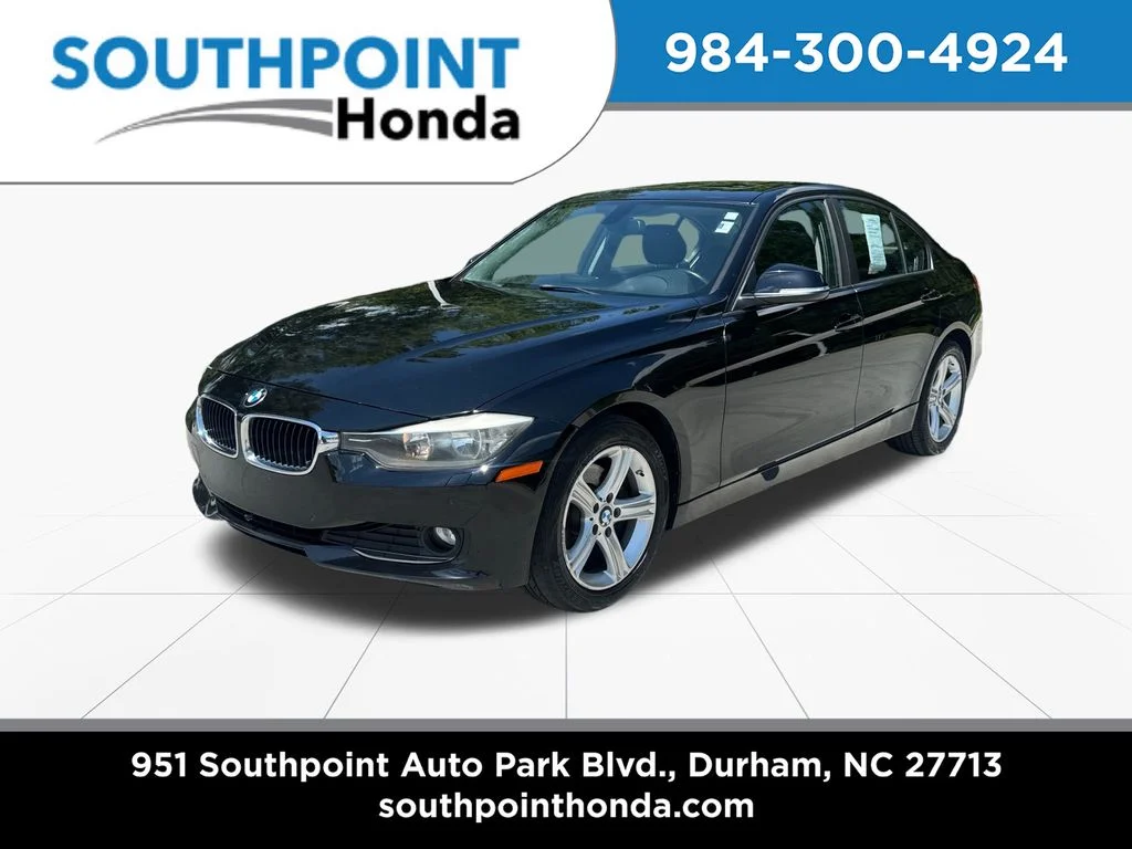 Used 2015 Jet Black BMW 320i xDrive image 3