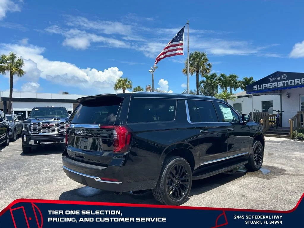 New 2026 Onyx Black GMC Elevation image 7
