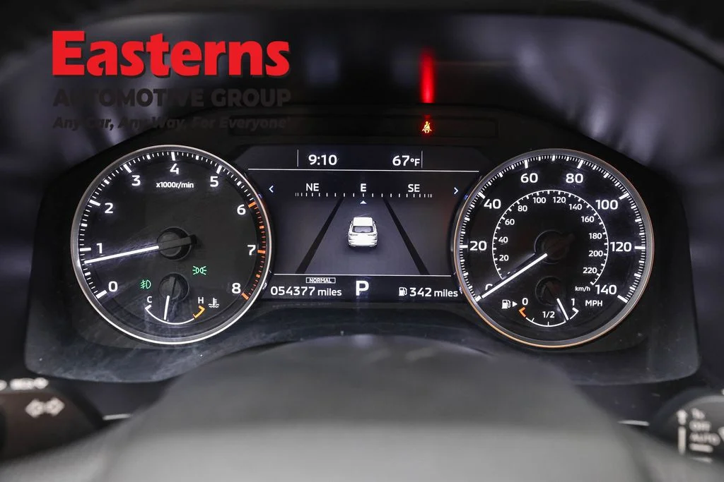 Used 2024 Gray Mitsubishi SE image 17