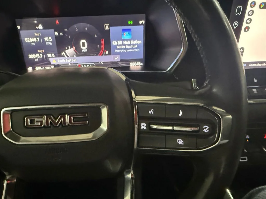 Used 2024 Onyx Black GMC Elevation image 17