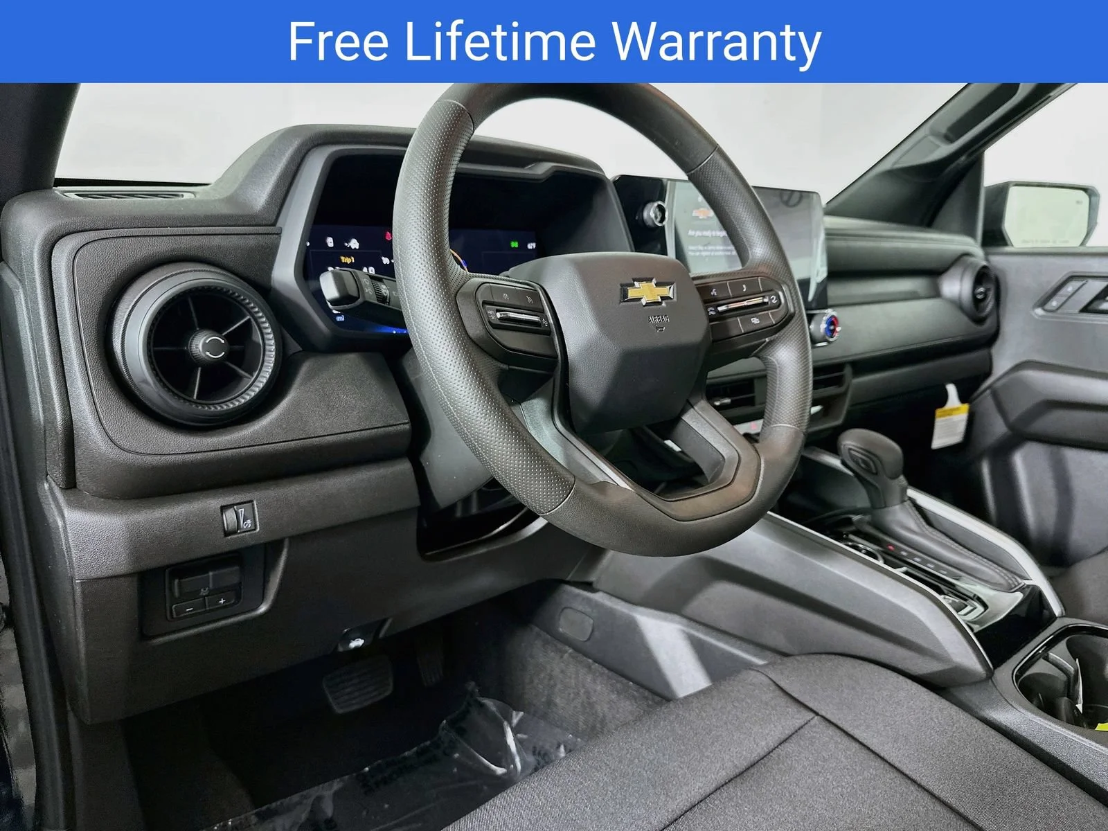 2026 Chevrolet Colorado Work Truck - Photo 10