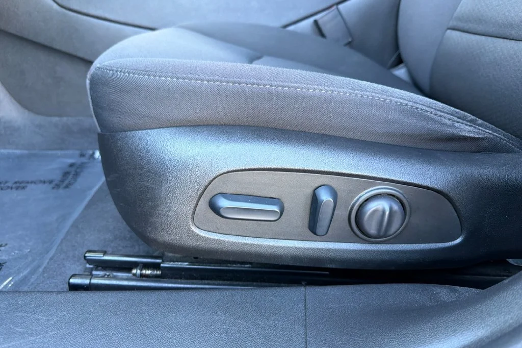 Used 2024 Sterling Gray Metallic Chevrolet LT image 15