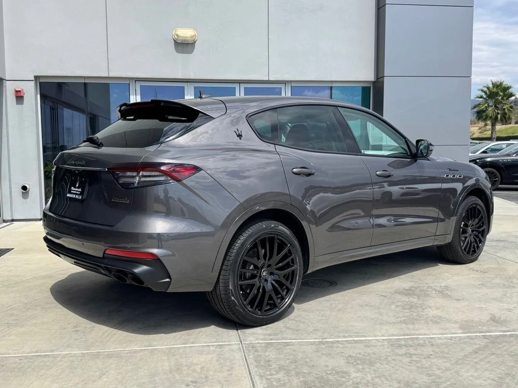 Certified Used 2022 Grigio Maratea Metallic Maserati Modena image 8