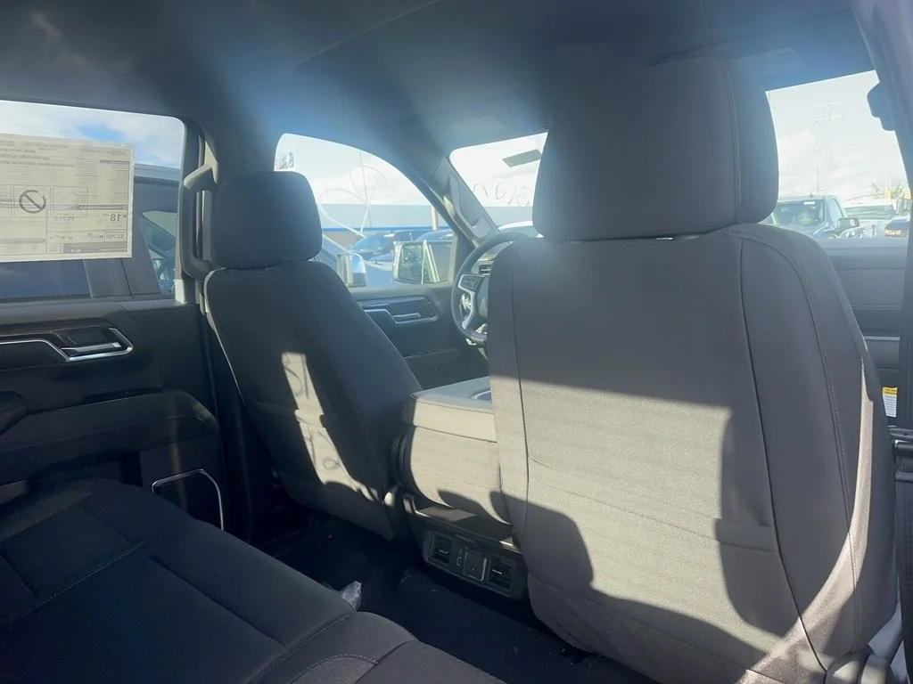 2026 Chevrolet Silverado 1500 LT - Photo 6