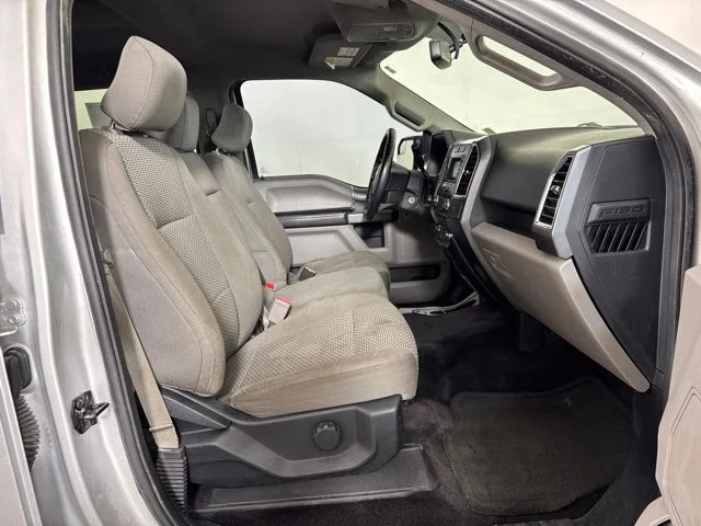 Used 2015 Ingot Silver Metallic Ford XLT image 4