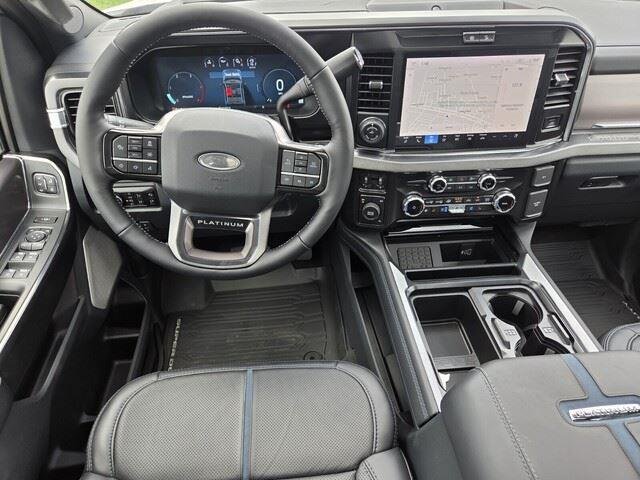 New 2026 Star White Metallic Tri-Coat Ford F-450® Platinum® image 23