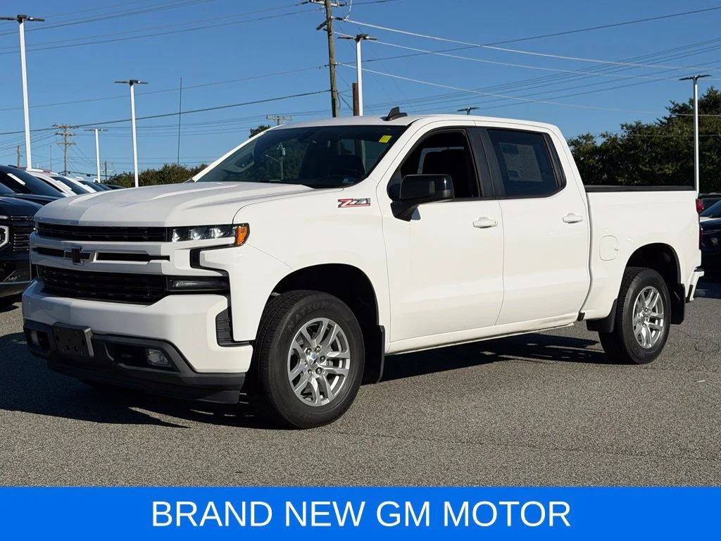 Used 2020 SUMMIT WHITE Chevrolet RST image 5