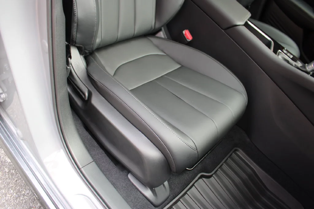 Certified Used 2025 Urban Gray Pearl Acura AWD image 77