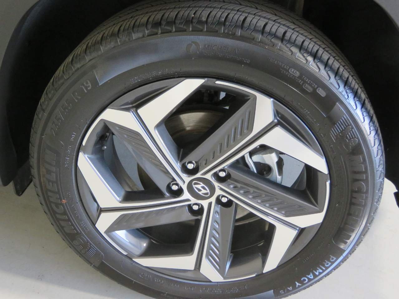 Certified Used 2024 Phantom Black Pearl Hyundai Limited image 9