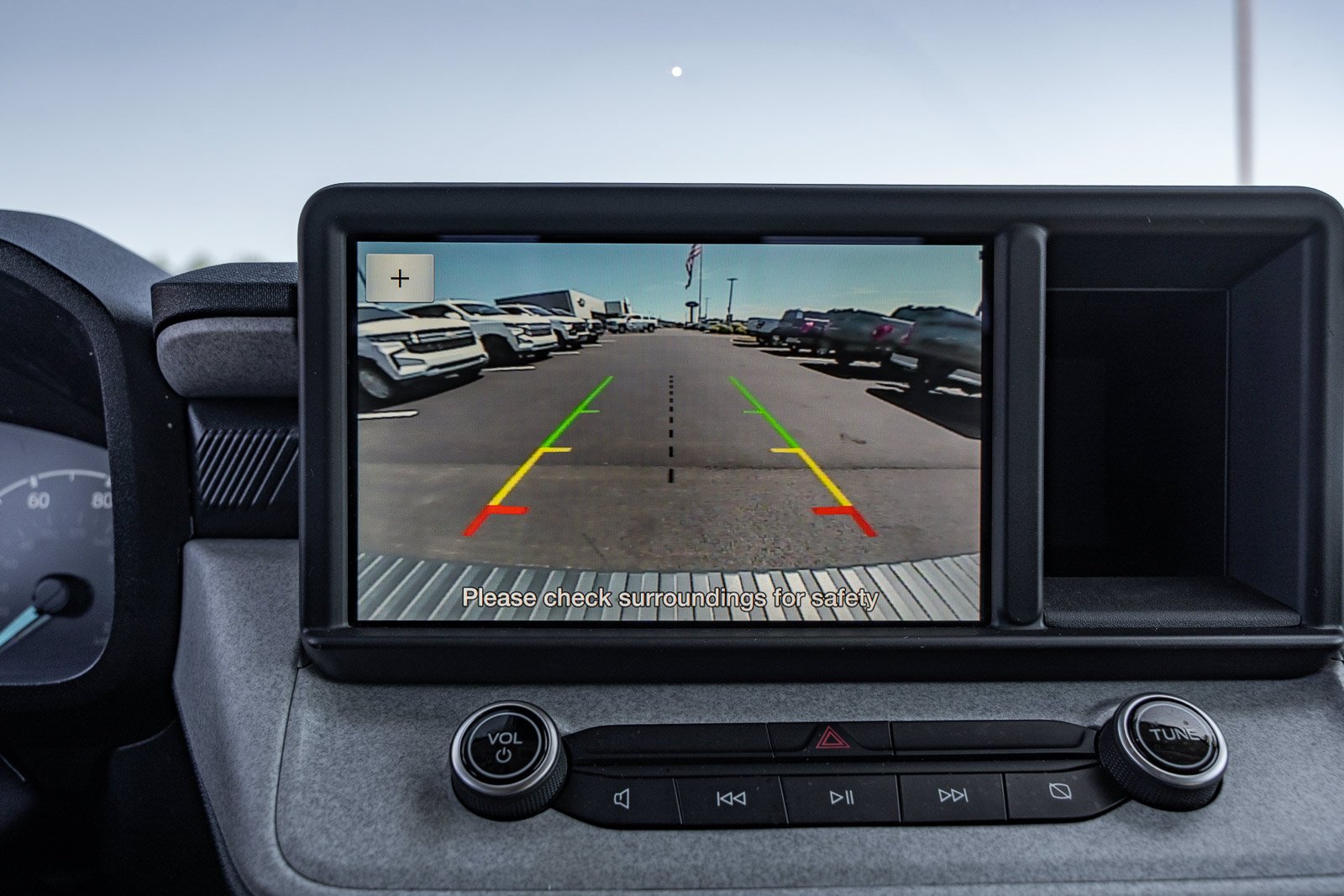 Used 2023 Green Ford XLT image 32