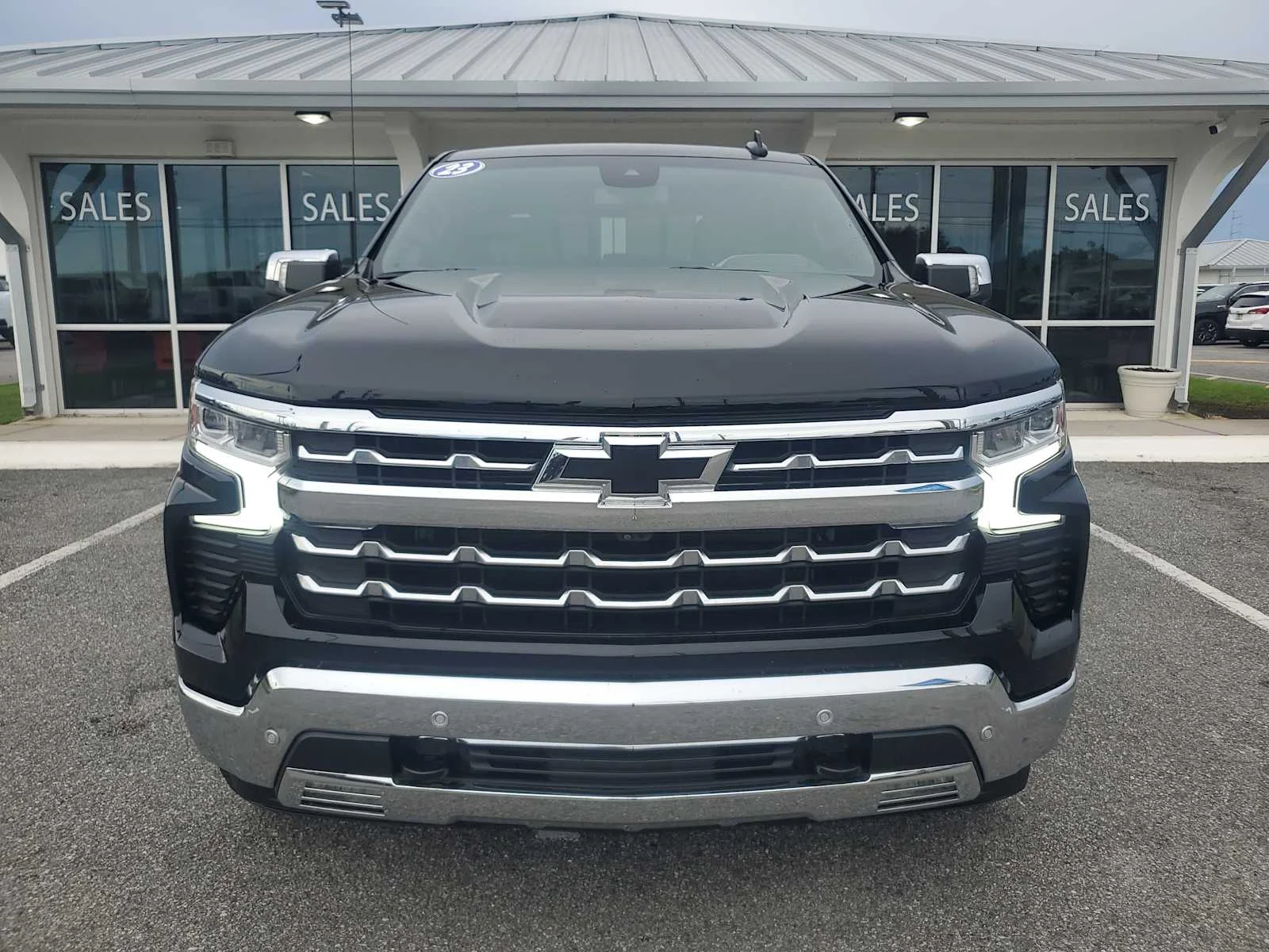 Used 2023 BLACK Chevrolet LTZ image 12