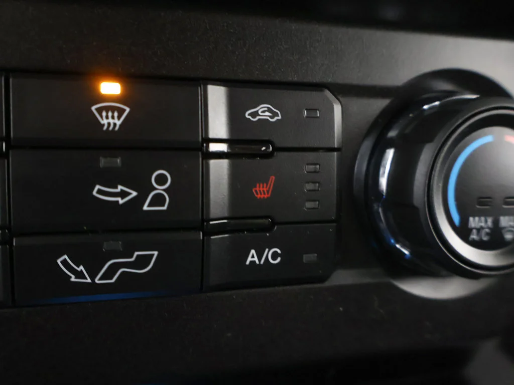 Used 2020 Silver Ford XLT image 47