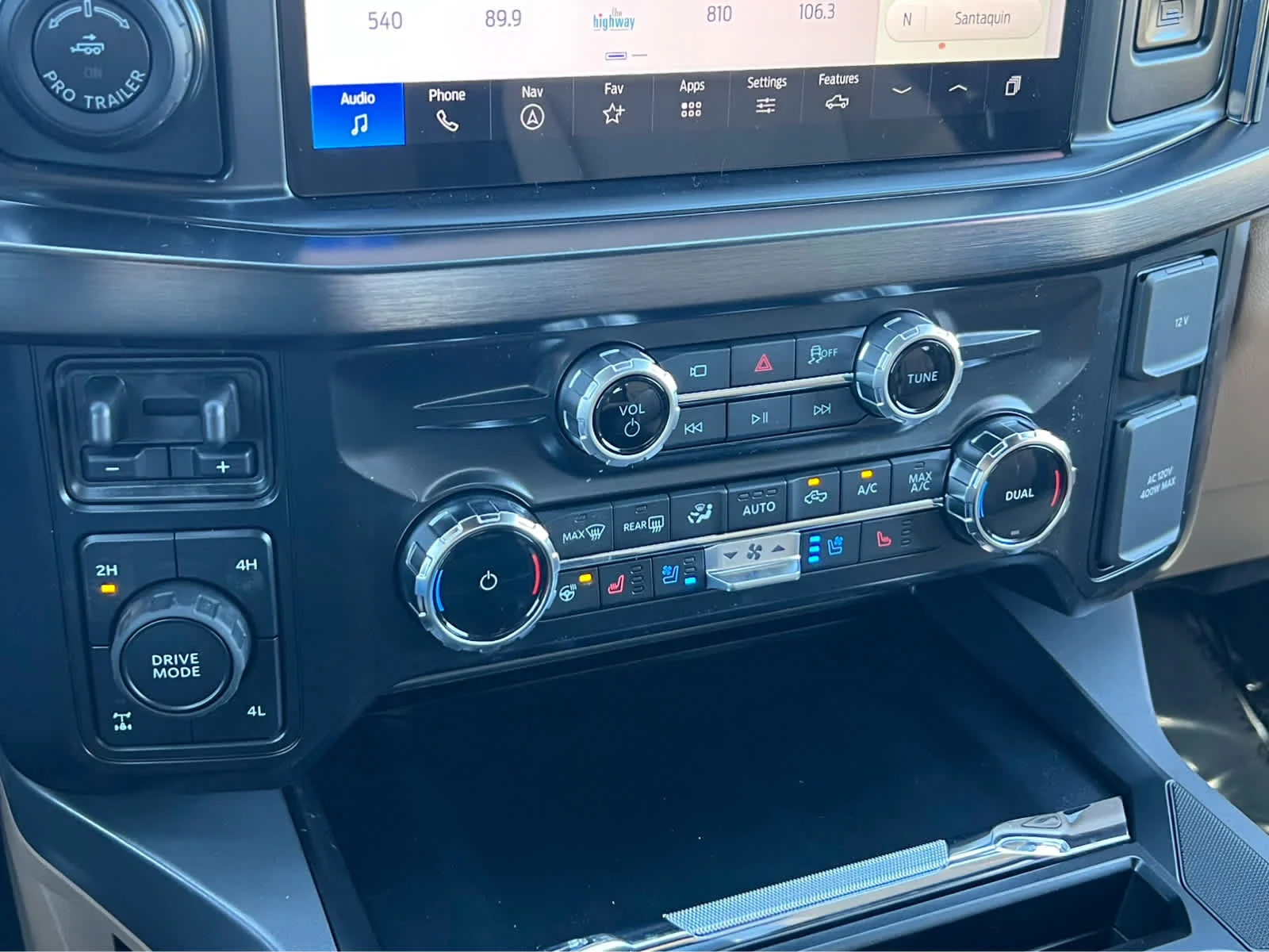 New 2026 Agate Black Metallic Ford F-350® Lariat® image 39