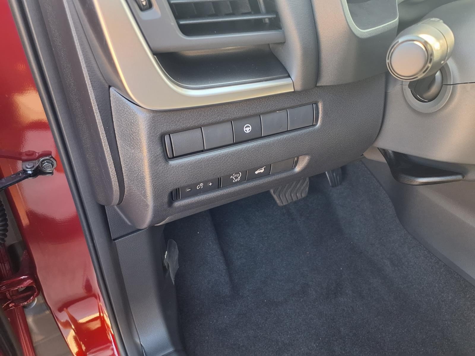 2026 Nissan Rogue photo 15 of 26