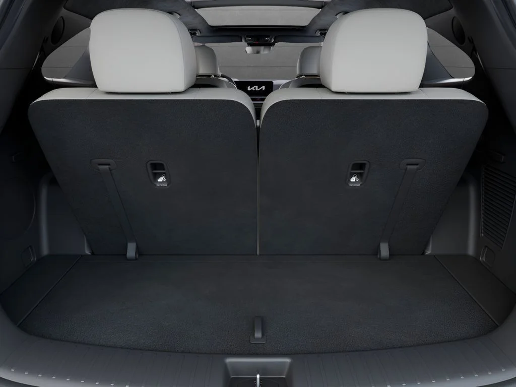 New 2026 Interstellar Gray Kia X-Line SX Prestige image 15