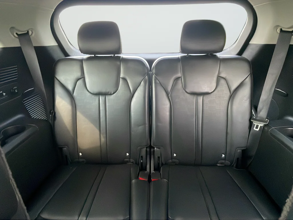 Used 2024 Green Kia X-Line EX image 29