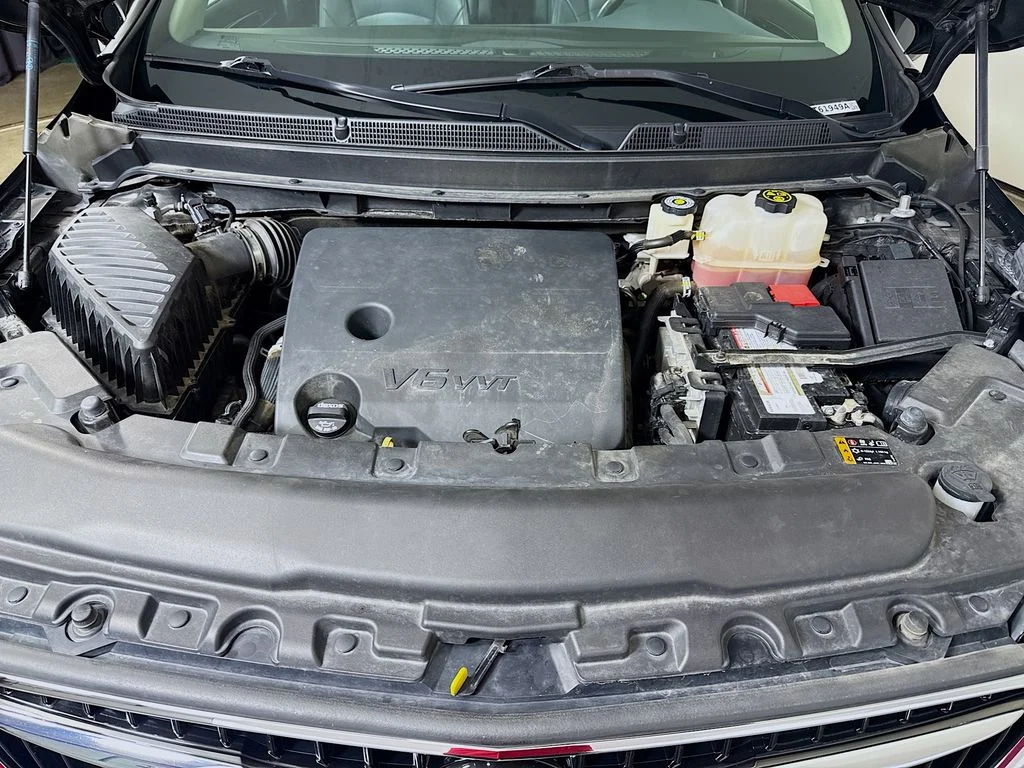 Used 2019 Ebony Twilight Metallic Buick Premium image 31