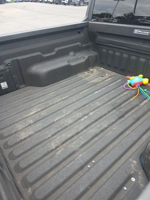 Used 2022 Blue Ford Lariat image 9