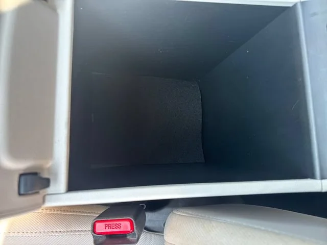 Used 2025  Hyundai SEL image 31