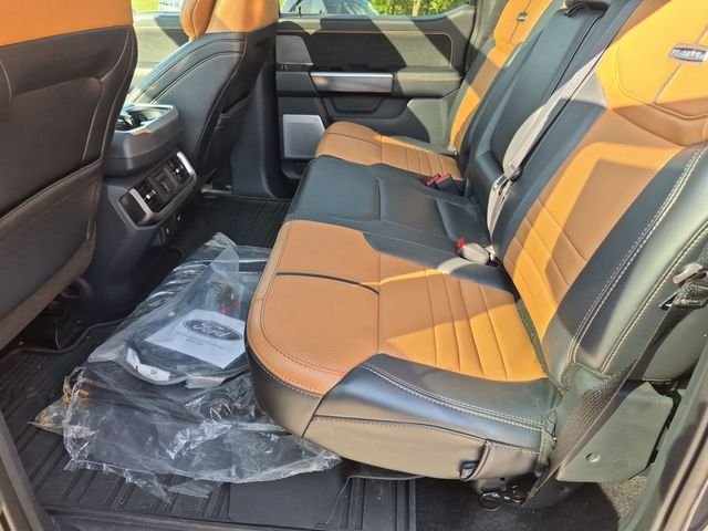 Used 2021  Ford Platinum image 25
