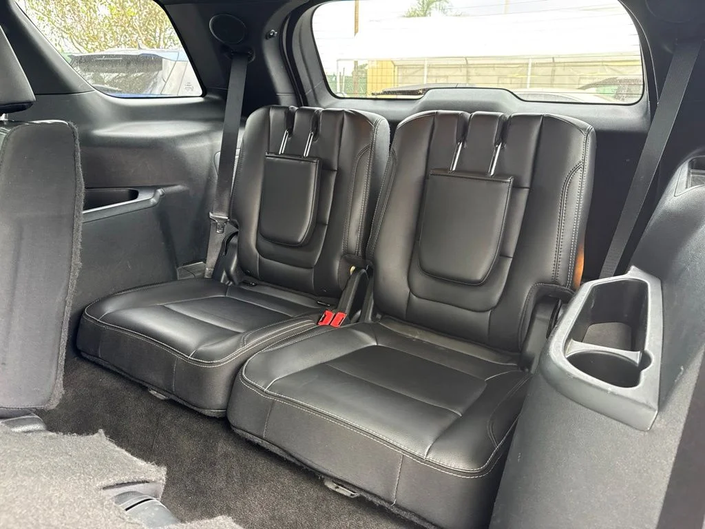 Used 2017 White Ford Limited image 18