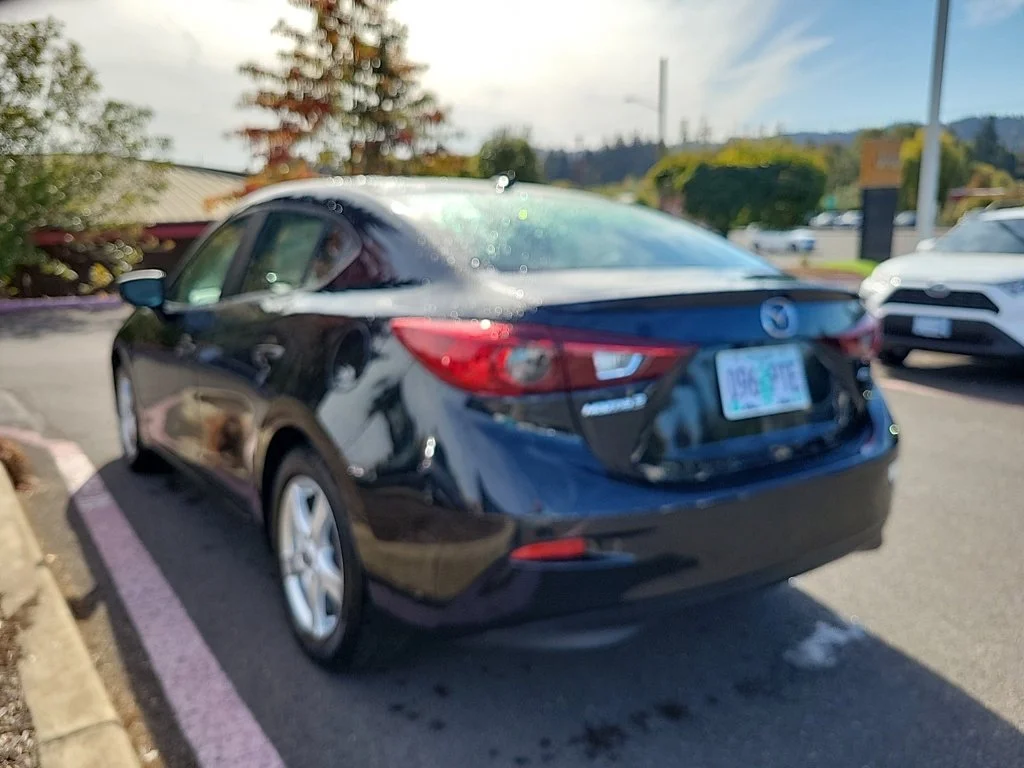 Used 2018 Jet Black Mica Mazda Touring image 5