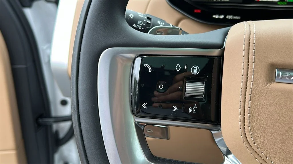 2026 Land Rover Range Rover SE - Photo 12