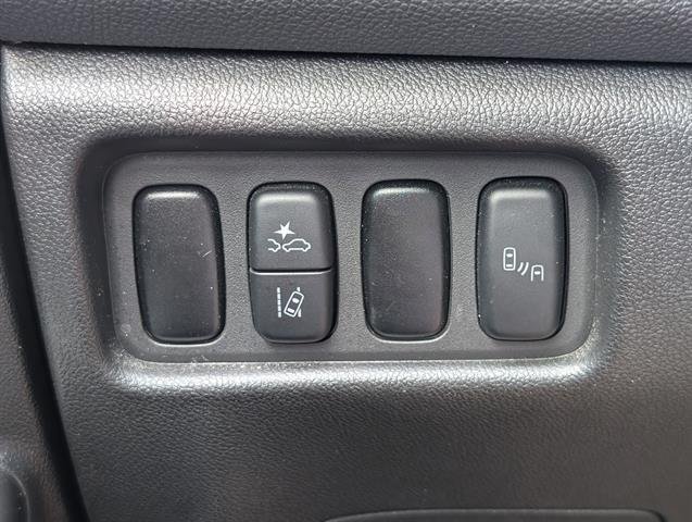Used 2024 Mercury Gray Metallic Mitsubishi S image 22
