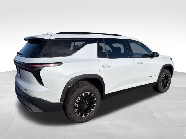 New 2026 Polar White Tricoat Chevrolet Z71 image 5
