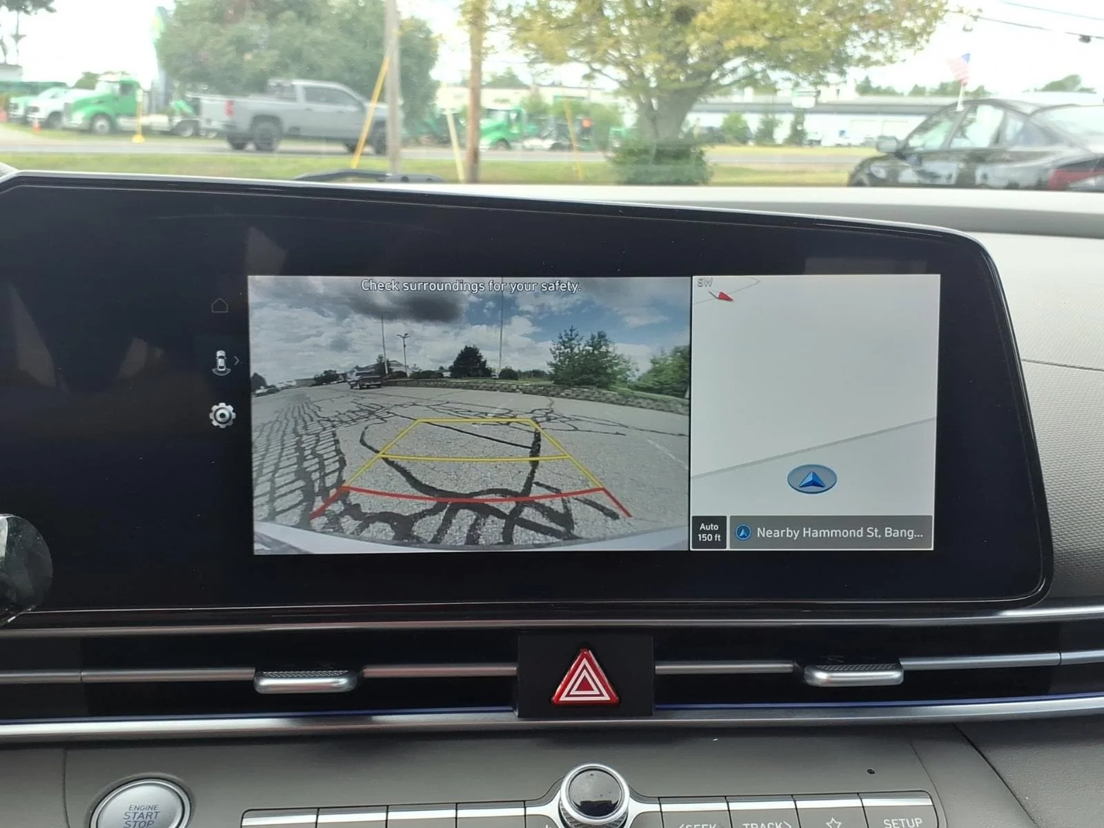 Used 2024 Fluid Metal Hyundai SEL image 25