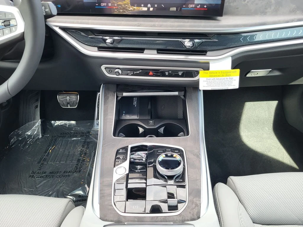 New 2026 Skyscraper Grey Metallic BMW xDrive50e image 24