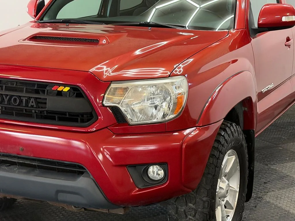 Used 2014 Barcelona Red Metallic Toyota Base image 5
