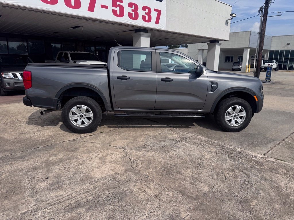 Used 2024 Gray Ford XL image 9