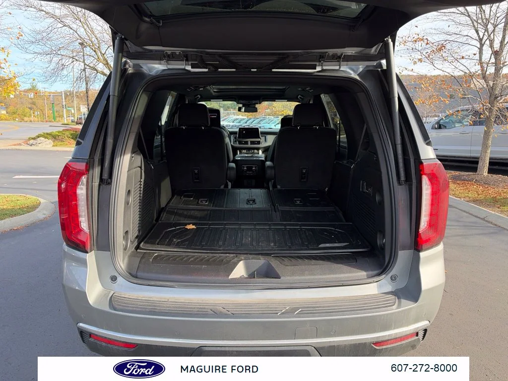 Used 2024 Sterling Metallic GMC SLT image 10
