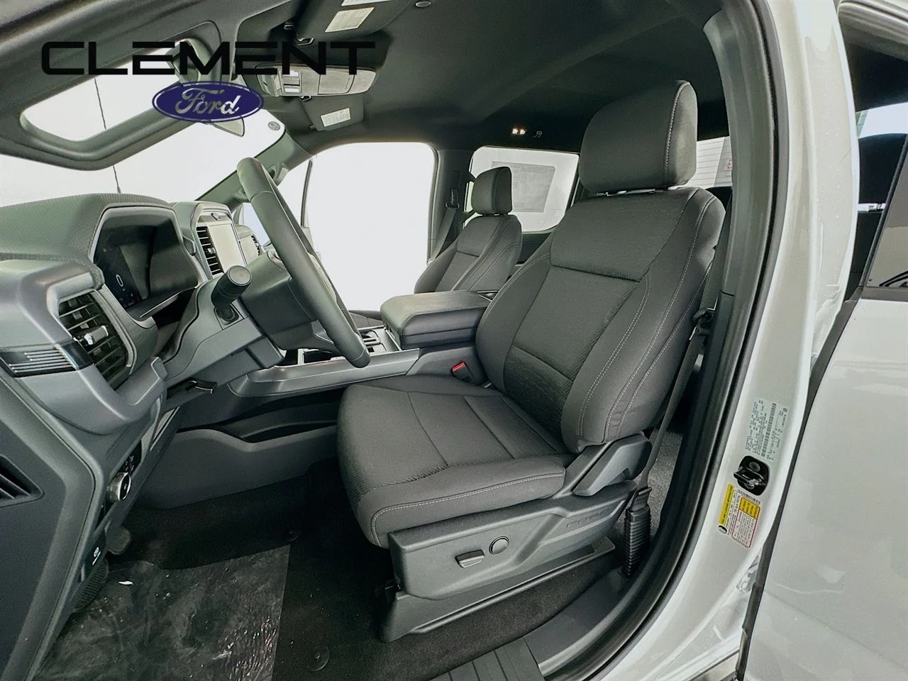 New 2026 Oxford White Ford XLT image 25
