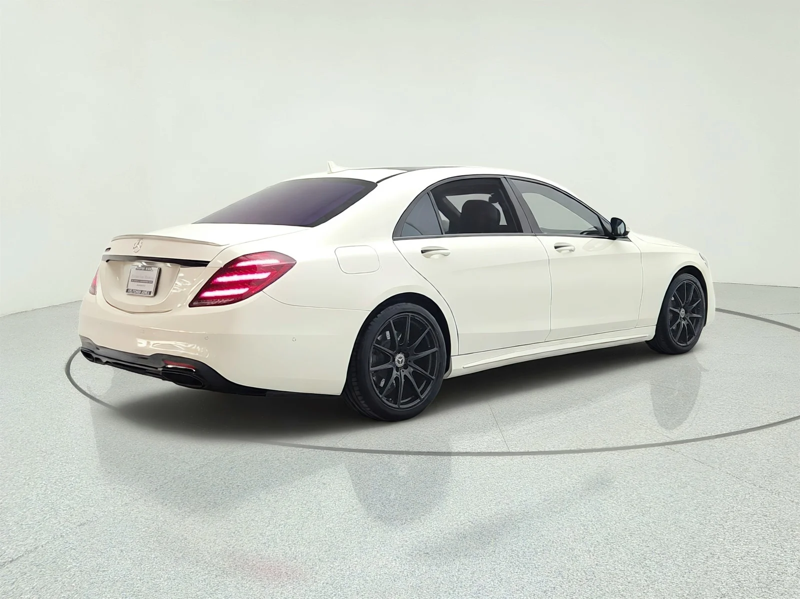 Used 2020 designo Diamond White Mercedes-Benz S 560 Sedan image 5