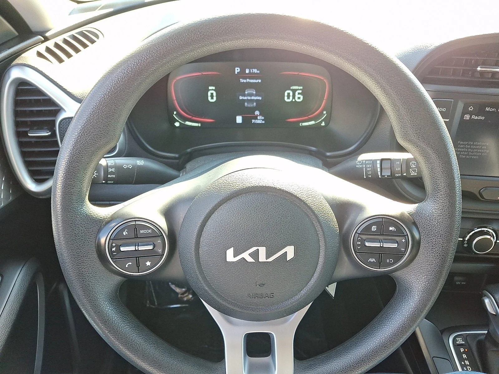Certified Used 2023 Gray Kia LX image 18