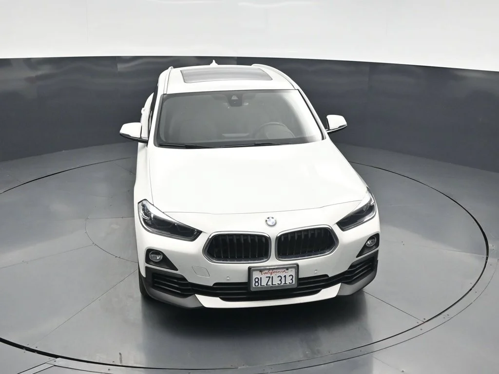 Used 2020 White BMW sDrive28i image 41