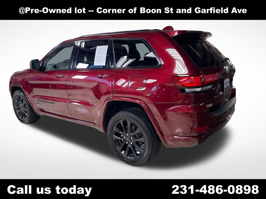 Used 2021  Jeep Laredo X image 3