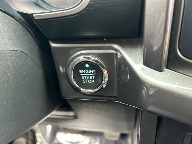 Used 2023 Black Ford XLT image 26