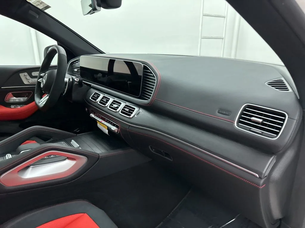 New 2026 White Mercedes-Benz GLE 53 AMG® image 28