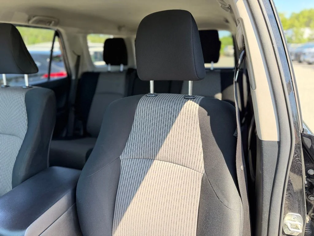 Used 2022 Black Toyota SR5 image 4