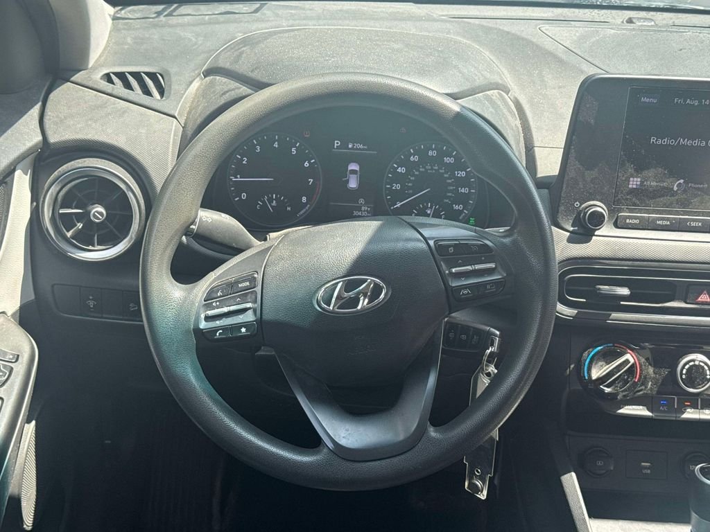 2023 Hyundai Kona SE - Photo 14
