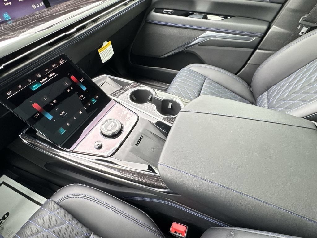 2026 Cadillac Escalade IQ Sport - Photo 22