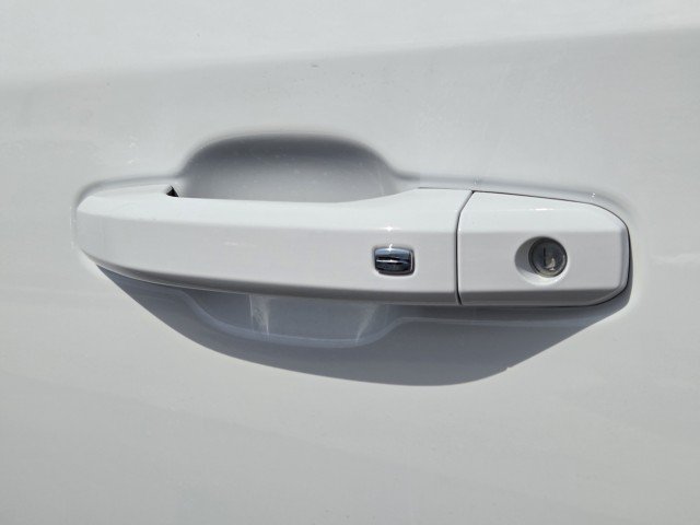 2026 Chevrolet Silverado 1500 LT - Photo 10