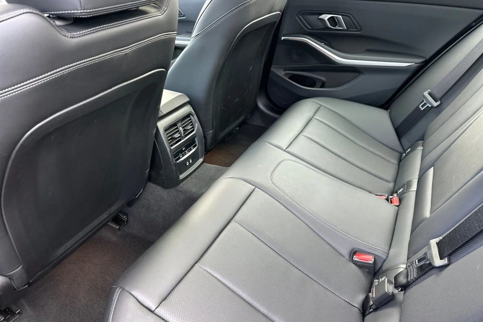 Used 2024 Black Sapphire Metallic BMW 330i image 10