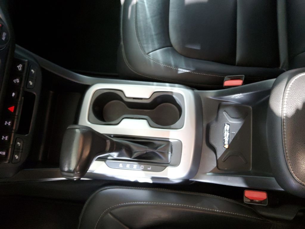 Used 2019 Black Chevrolet ZR2 image 23