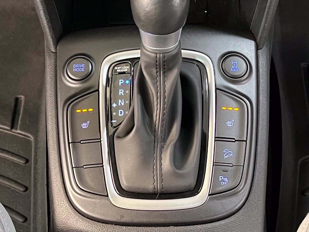 Used 2020 White Hyundai Ultimate image 24