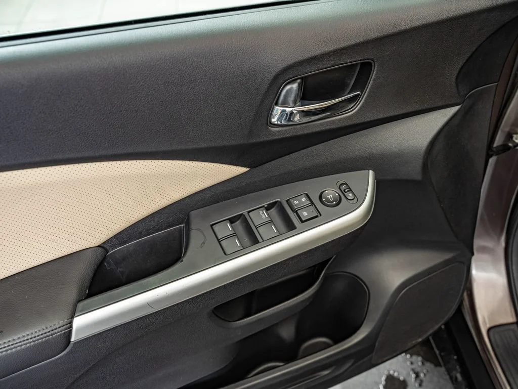 Used 2015 Gray Honda EX-L image 18