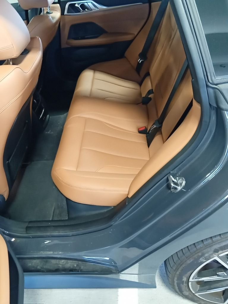 Used 2022 Gray Metallic BMW eDrive40 image 10